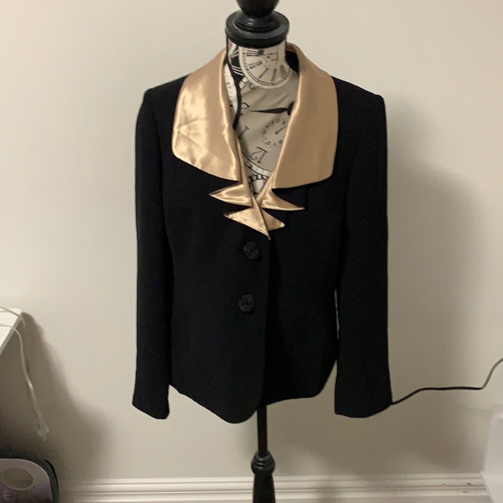 Black Blazer